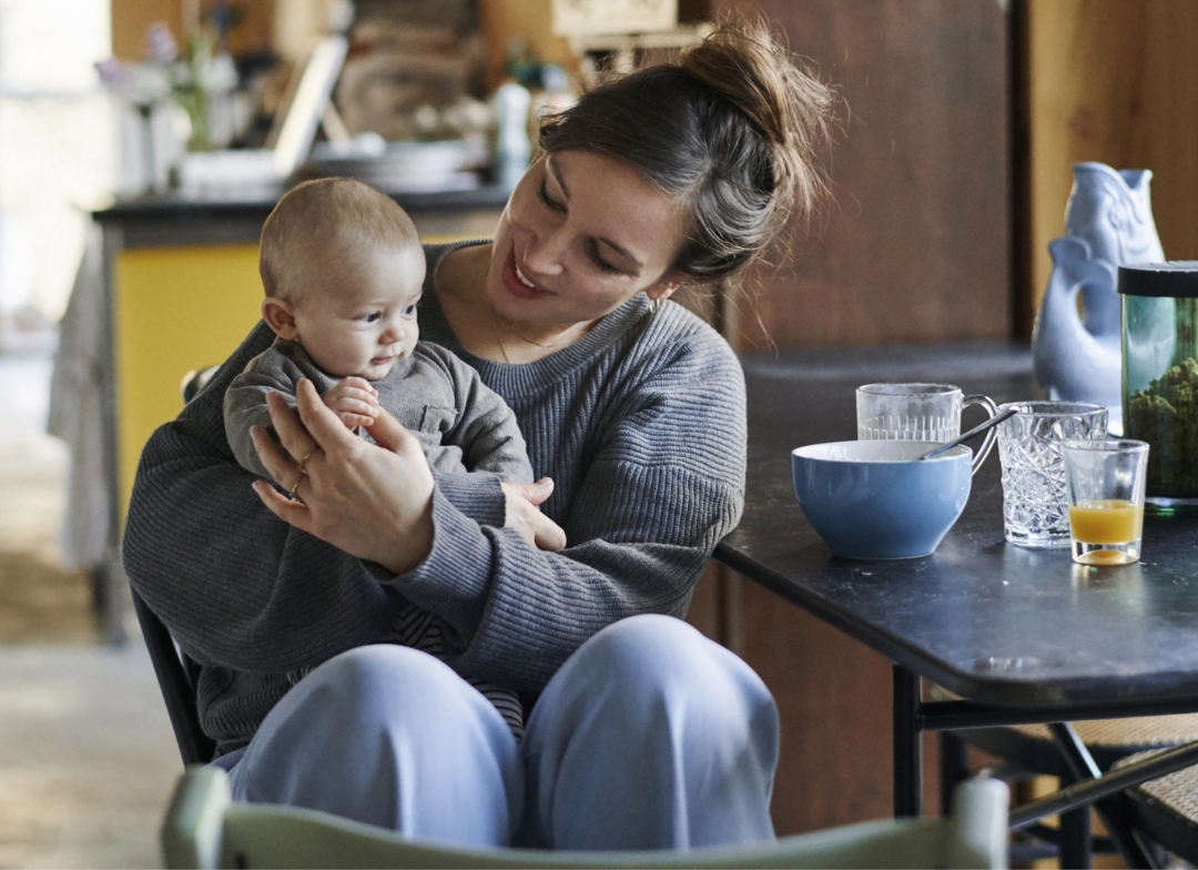 Teaser: SMA-Behandlungszentren - Mutter mit Baby